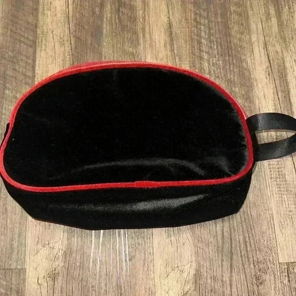 Cheer Rebel Revolution Shoe Bag BAG ONLY Black and Red Velour Mesh Zip Closure - Picture 4 of 4